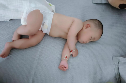 周口宝宝上火有眼屎